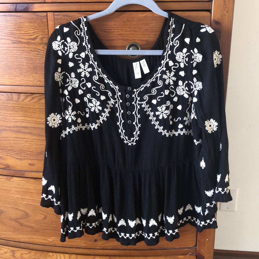 Embroidered peasant blouse - Anthropologie Medium